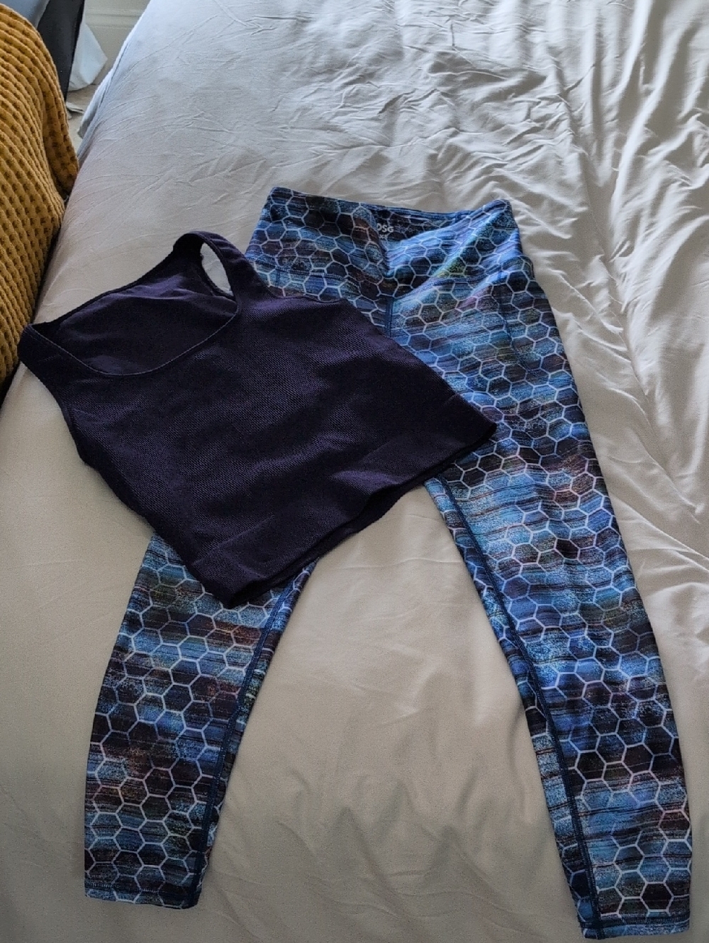 DSG Blue Hexagon Print Activewear Set